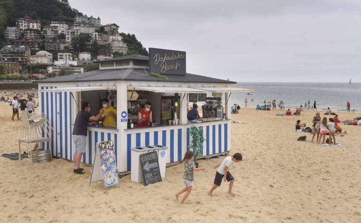 Los mejores chiringuitos de playa donde disfrutar de una experiencia de lujo junto al mar 11 Merca2.es dabadaba Merca2.es
