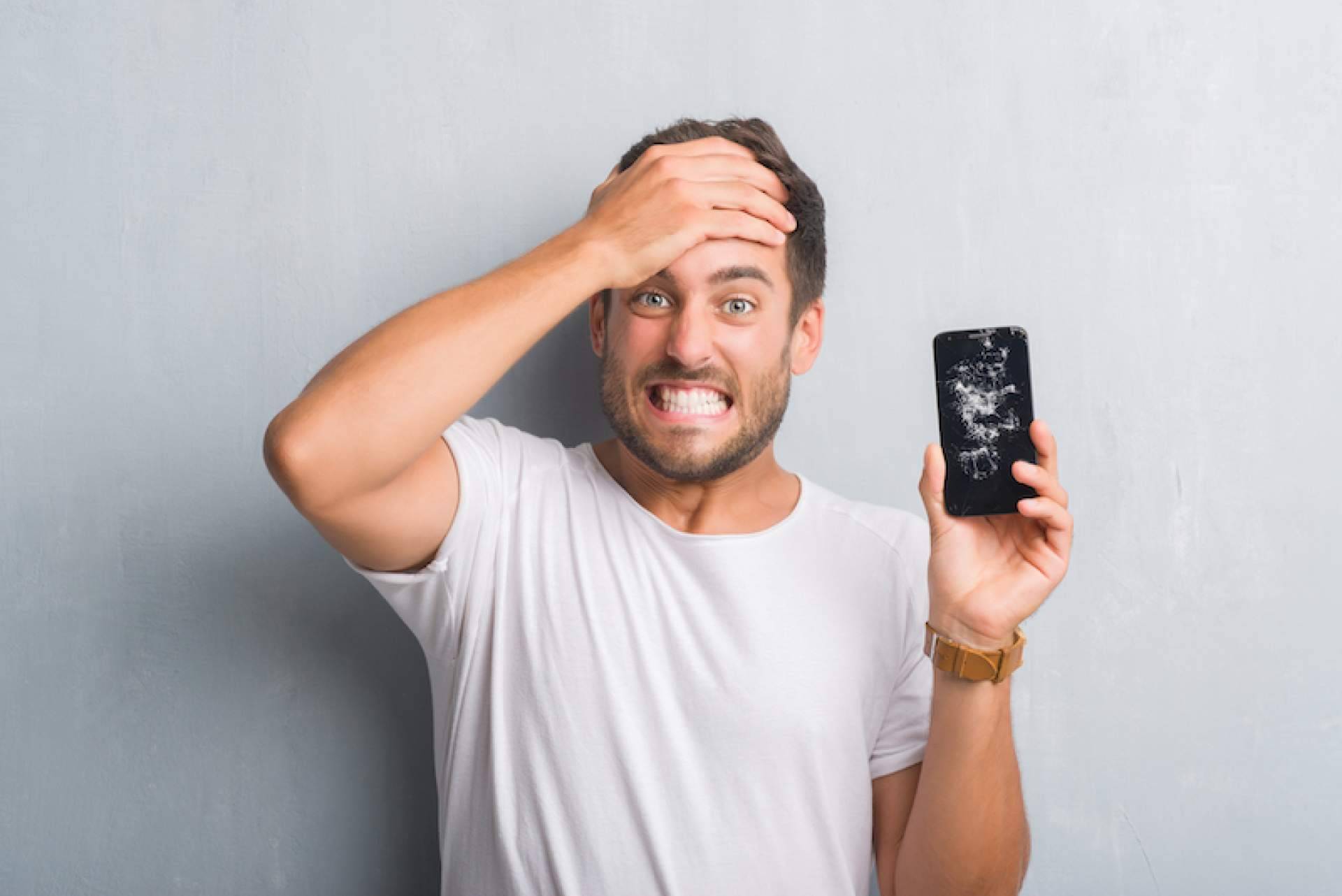 ¿Cuáles son las ventajas de cambiar pantalla de iPhone, de la mano de Mundo del Móvil?