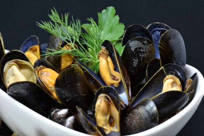 Si te gustan los mejillones en conserva, la OCU recomienda no comprar estos 15 Merca2.es mejillones frescos Merca2.es
