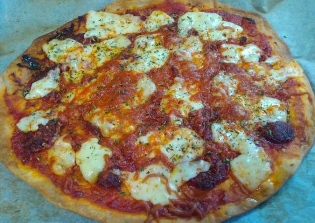 pizza de sobrasada queso de mahon y miel foto principal Merca2.es