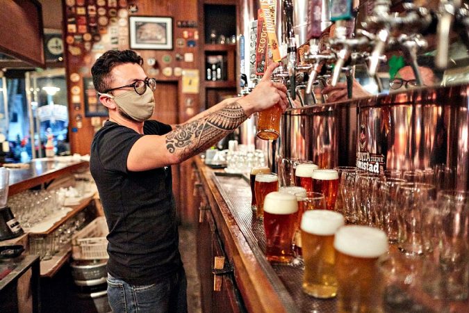 ¿Me pueden prohibir utilizar el aseo de un bar si no consumo? 21 Merca2.es La mala concepción del derecho de admisión