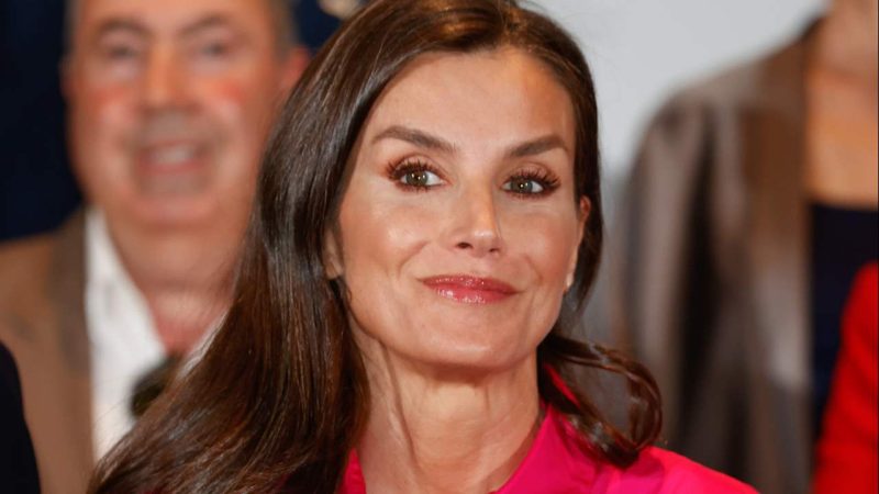 Las zapatillas deportivas también combinan