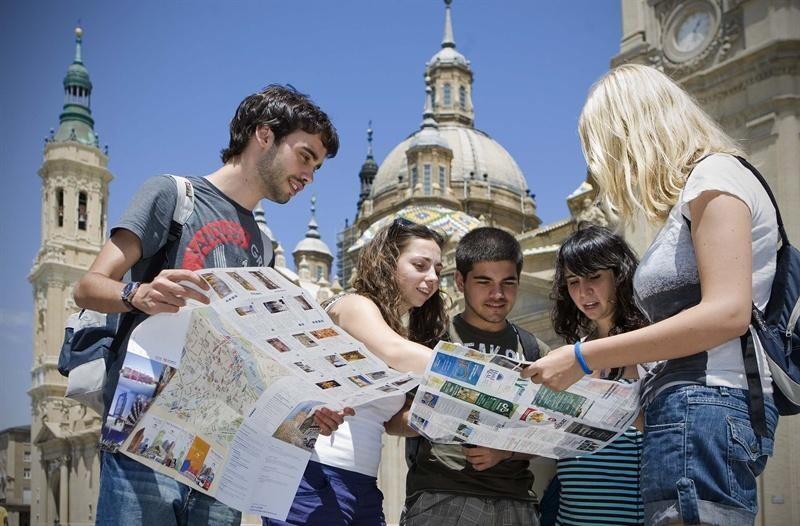 Los jóvenes españoles, los más proclives a reducir el estrés del día a día con viajes de desconexión