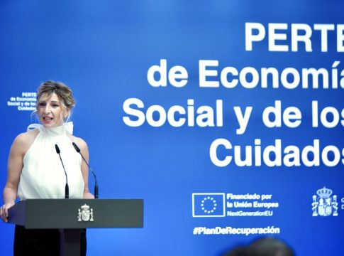 3291 Yolanda Díaz en Cepes