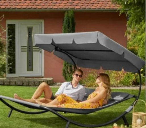 Además, es bastante robusta y con un parasol