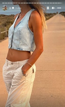 Ana Soria chaleco 2 Merca2.es