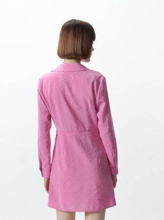 Llegó el estilo 'Barbiecore'