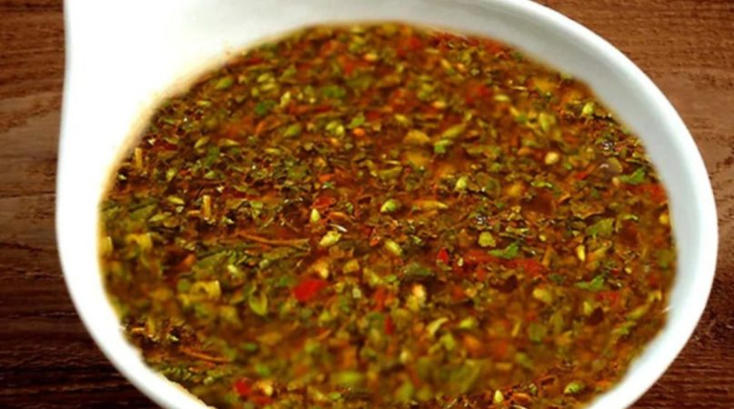 Ingredientes para el chimichurri argentino