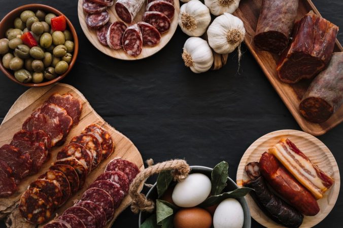 Embutidos y verduras