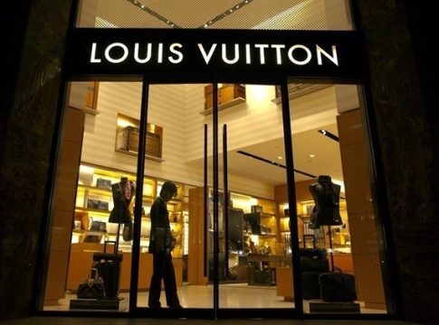 Resultados récord para LVMH, que añade a su consejo a dos hijos de Arnault