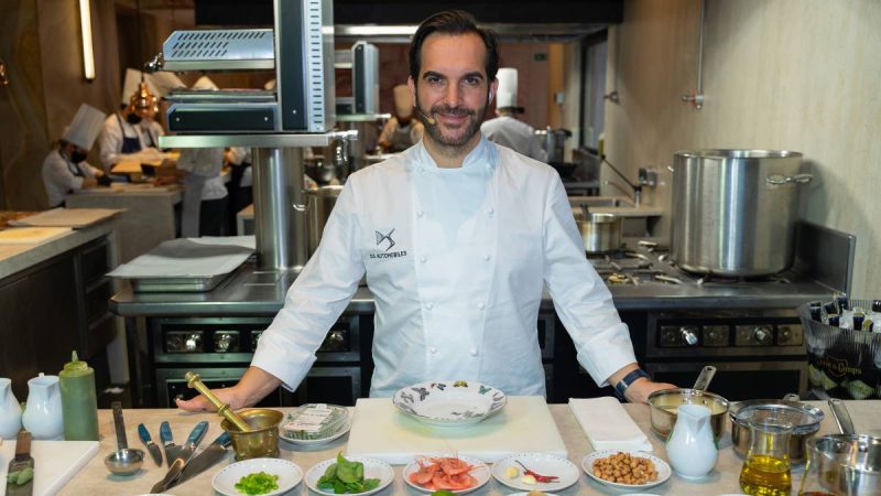 Solo con cuatro ingredientes Mario Sandoval hace maravillas