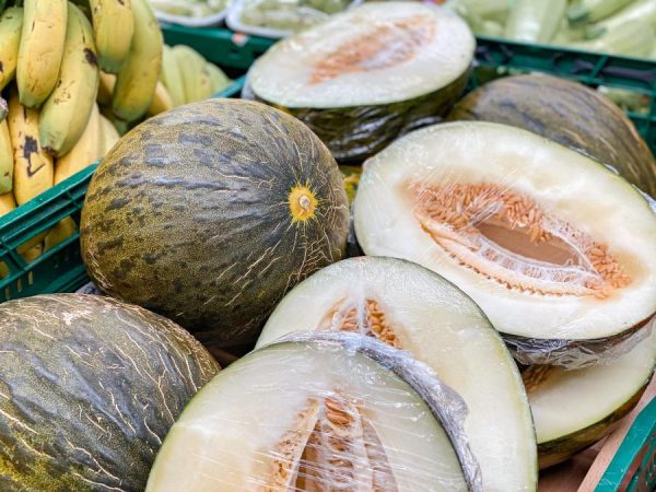 Si es posible, compra un melón que ya esté partido