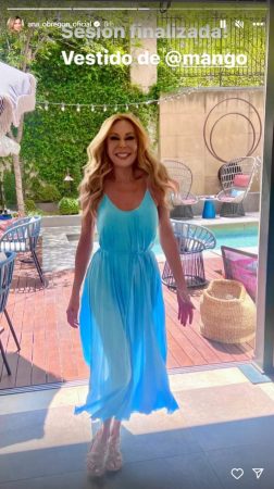Ana Obregón presume en redes de este vestido azul de Mango 1 Merca2.es Vestido azul Mango Ana Obregon Merca2.es
