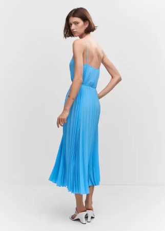 Ana Obregón presume en redes de este vestido azul de Mango 3 Merca2.es Vestido plisado azul Mango 3 Merca2.es