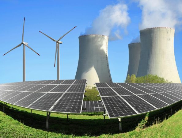 La otra cara del crecimiento explosivo de la IA es la voraz demanda de energía que genera 1 Merca2.es energía nuclear y renovables