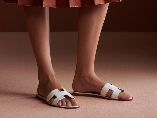 Anna Ferrer nos descubre en H&M la versión 'low cost' de las sandalias de Hermés 50 Merca2.es f.elconfidencial.com original 758 106 fdd 758106fdd3779e7d0c4ad489d92c7595 Merca2.es