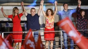 Si te gustó el vestido rojo de Begoña Gómez en las elecciones, lo tienes en Zara y por 6 euros 16 Merca2.es f.elconfidencial.com original 7f2 703 2dc 7f27032dc0214dd1a1246b2b23b42645 Merca2.es