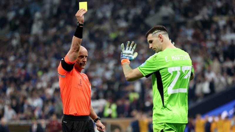 El portero no puede tener conductas distractoras