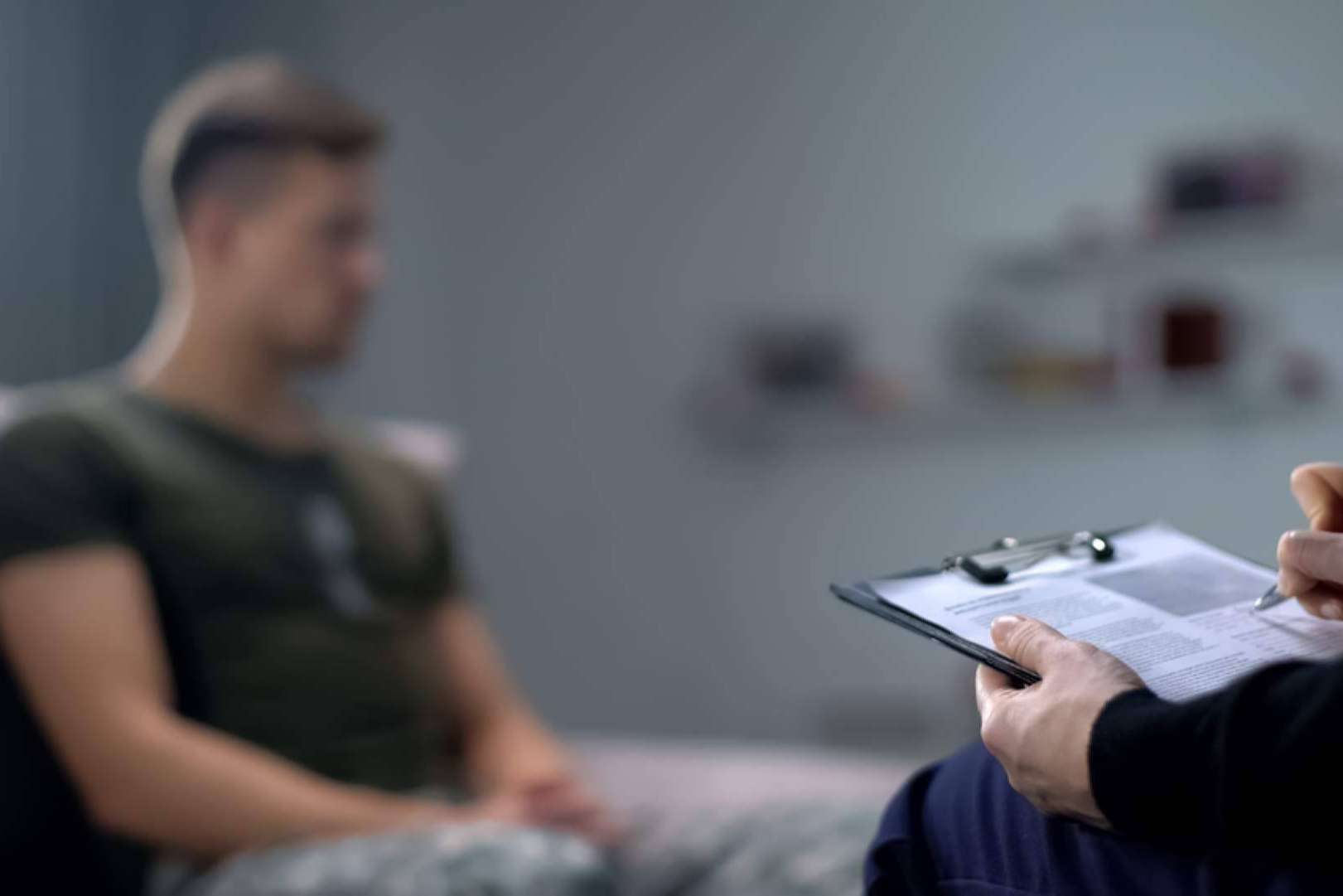 Laura Moratalla, la psicóloga que ofrece sesiones de terapia para la ansiedad