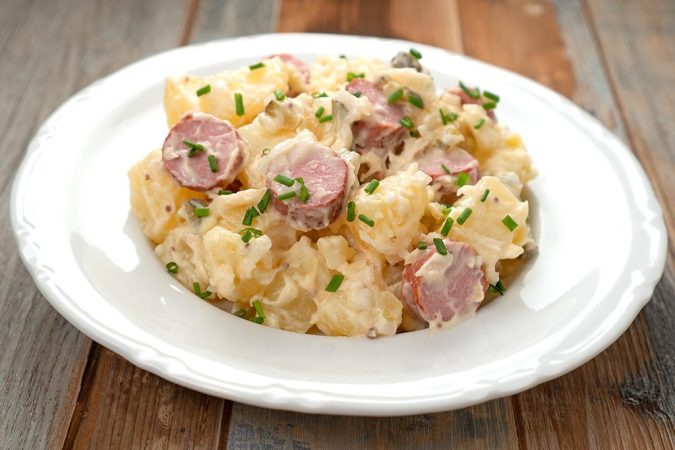 Receta de 'kartoffelsalat' La típica ensalada de patata alemana 73 Merca2.es Pone de relieve los sabores alemanes tradicionales