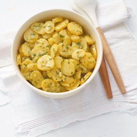 Receta de 'kartoffelsalat' La típica ensalada de patata alemana 78 Merca2.es Preparación del kartoffelsalat