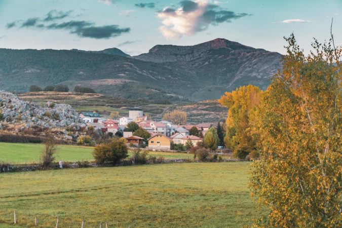 ¿A dónde huir de la ola de calor? Estos son los pueblos más frescos de España 18 Merca2.es pueblos calor