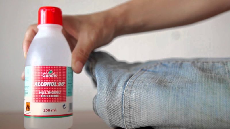 Los trucos caseros para librarte de las odiosas manchas de grasa de la ropa 4 Merca2.es maxresdefault 9 1 Merca2.es