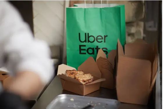 Éxito absoluto de Uber Eats en su apuesta por los envases sostenibles en Madrid 1 Merca2.es Uber Eats y sus envases sostenibles para los restaurantes