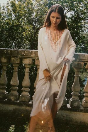 Holgados, elegantes y fresquitos vestidos largos de verano de Zara por menos de 20€ 44 Merca2.es Vestido largo tipo caftán crudo