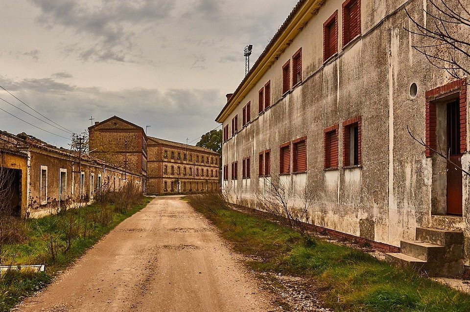 Pasear por sus hermosos pabellones