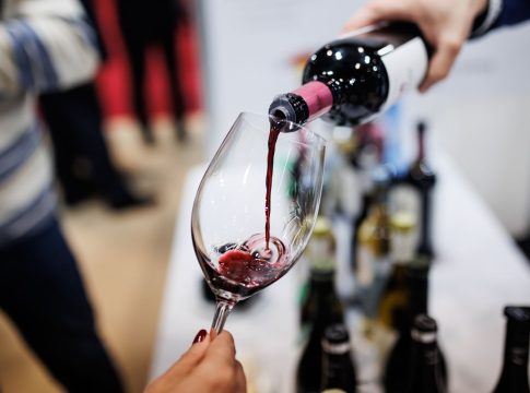 El vino español sigue batiendo récords en el sector