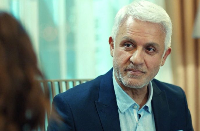 Halit durante la cena