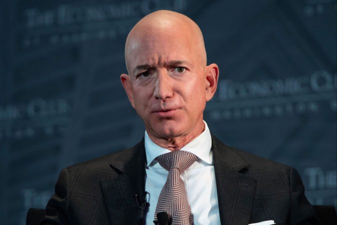 Jeff Bezos, dueño de Amazon, quiere que los humanos solo vengamos a la Tierra de vacaciones 4 Merca2 Jeff Bezos 10 Merca2