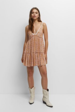 Look con el vestido de Pull&Bear