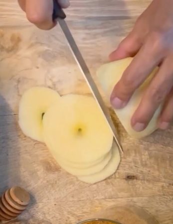 Ingredientes de las milhojas de manzana y nueces