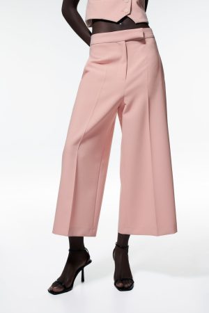 La colección de pantalones de Zara elegantes, cómodos y que estilizan 21 Merca2.es PANTALON CULOTTE DE TIRO ALTO Merca2.es