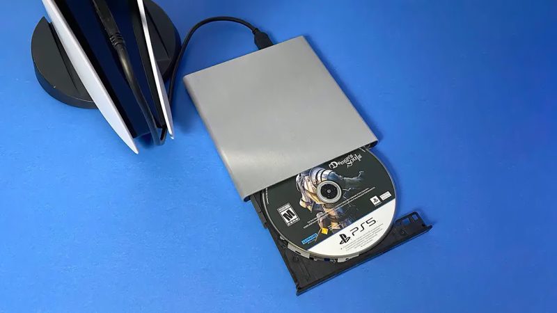 PS5 y un lector de disco externo