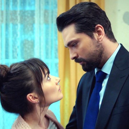 Las alianzas cambian a cada instante en "Pecado Original”