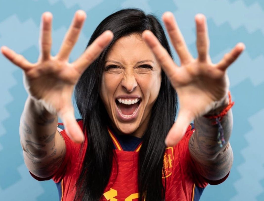 Quién es Jennifer Hermoso, así es la joven futbolista a la que besó Rubiales