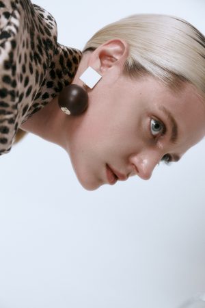 Con apliques de bola