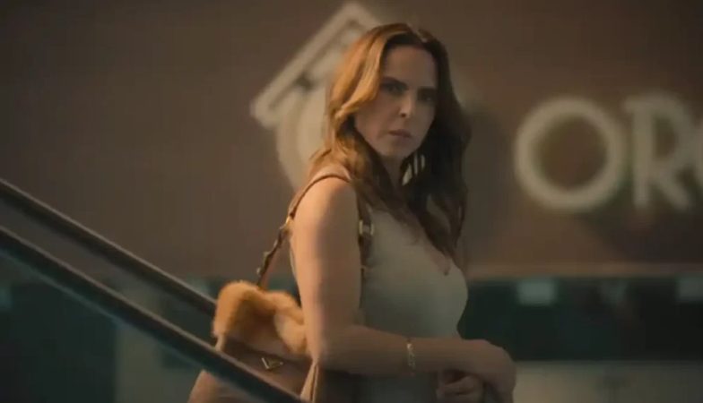 ‘Volver a caer’, la nueva tórrida telenovela con Maxi Iglesias, Kate del Castillo y Rubén Mendoza 63 Merca2.es ¿Cómo es el argumento de “Volver a caer”?