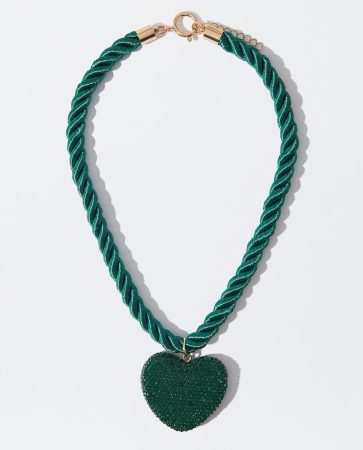 Tous, Pandora y más: joyas elegantes de El Corte Inglés con rebaja en su web 6 Merca2.es collar rizado verde con corazon