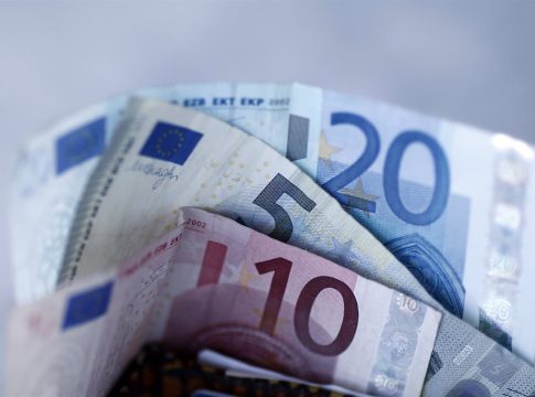 Desafíos y oportunidades de la Taxonomía de la UE para el sector bancario Desafíos y oportunidades de la Taxonomía de la UE para el sector bancario