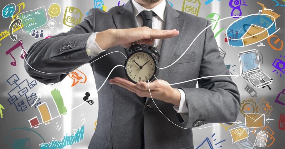 Empresa: 6 formas de enfrentar crisis económicas 3 Merca2.es Desarrolla programas de recomendación