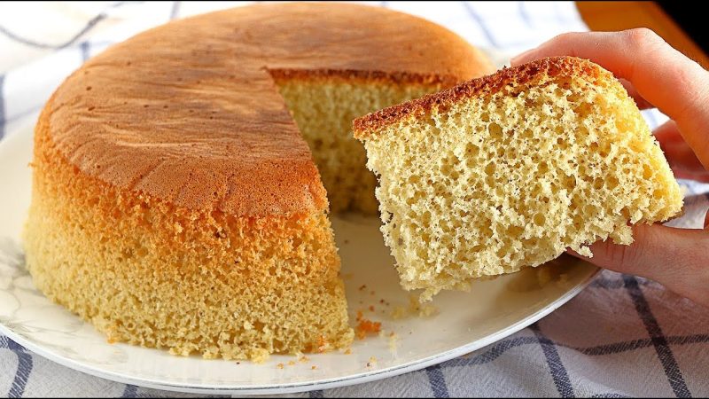 Prepara un esponjoso bizcocho en sólo 20 minutos y con una sartén 70 Merca2.es ¿Un esponjoso bizcocho en una sartén?