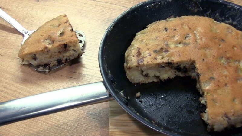 Prepara un esponjoso bizcocho en sólo 20 minutos y con una sartén 72 Merca2.es Vamos a traerte viejos recuerdos de la cocina de tu niñez