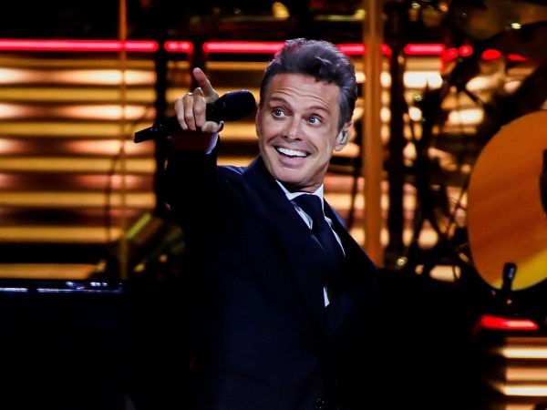 Acusan a Luis Miguel de utilizar dobles en sus conciertos por Argentina 2 Merca2.es f.elconfidencial.com original 6e3 573 63c 6e357363cf14a8542cd7ab3e371f4221 Merca2.es