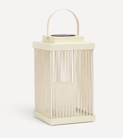 Farolillos, guirnaldas y más: El Corte Inglés tira de precio estos artículos para que tu patio brille en las noches 23 Merca2.es farol solar metal el corte ingles