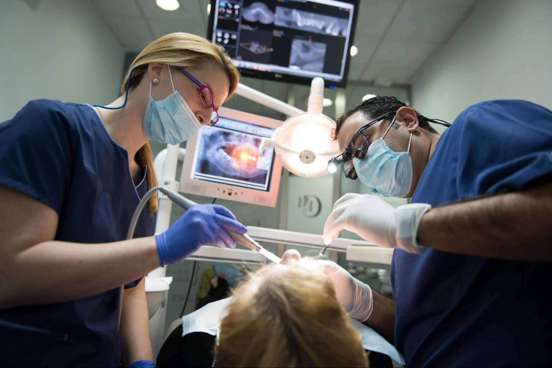 La ortodoncia invisible, un nuevo y avanzado tratamiento para corregir los dientes, por Dental Implantologie
