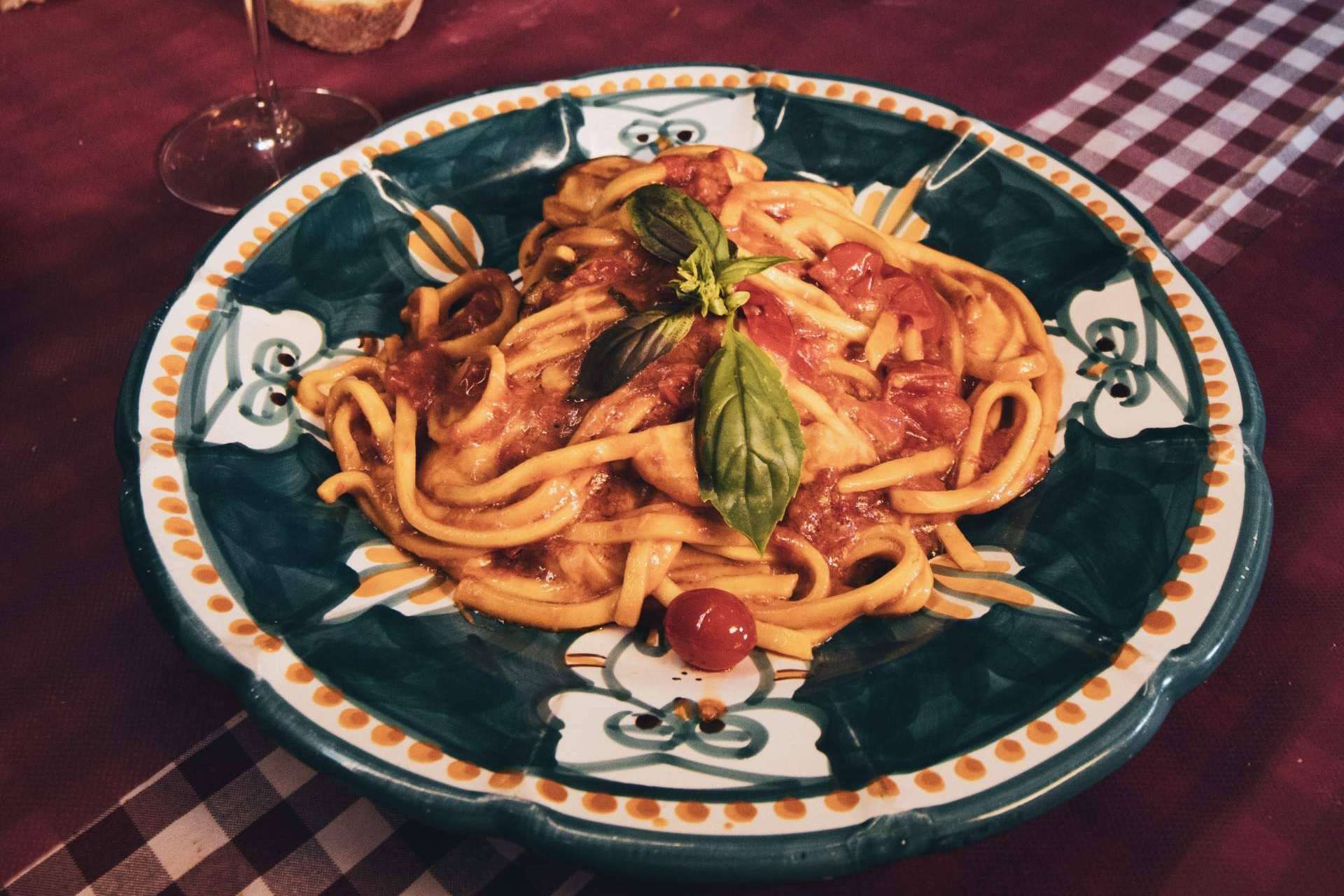 Un rincón de auténtica cocina napolitana en Barcelona, Spaccanapoli